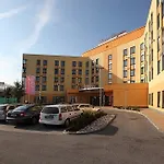 فندق Vienna House Easy By Wyndham 3*