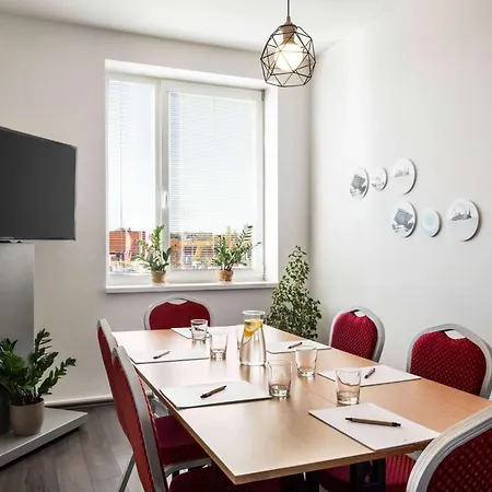 Hotel Vienna House Easy By Wyndham 3*