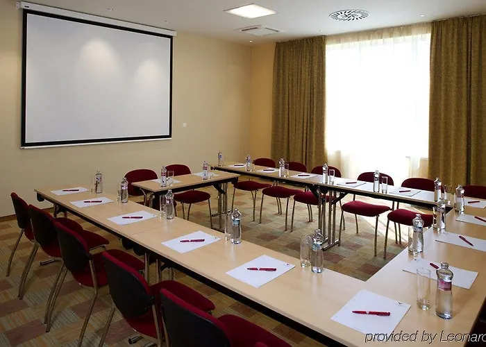 Vienna House Easy By Wyndham Hotel 3*