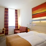 Vienna House Easy By Wyndham Hotel Bratislava