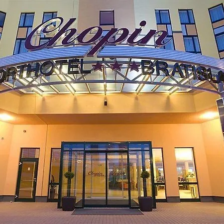 Vienna House Easy By Wyndham Otel