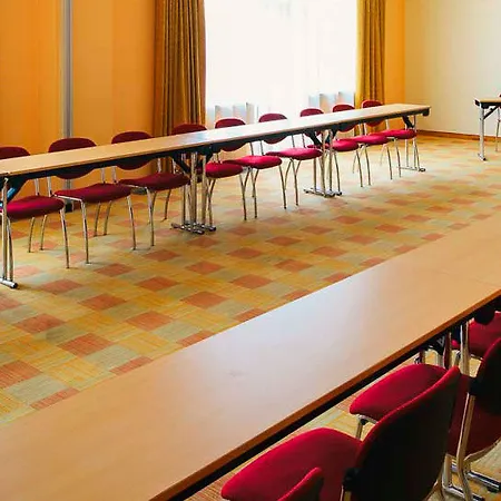 Vienna House Easy By Wyndham Otel 3*