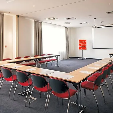 Vienna House Easy By Wyndham Hotel