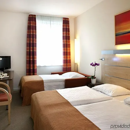 Otel Vienna House Easy By Wyndham 3*