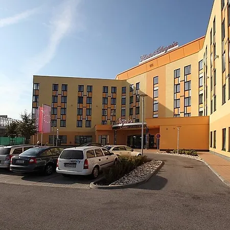 Ξενοδοχείο Vienna House Easy By Wyndham 3*