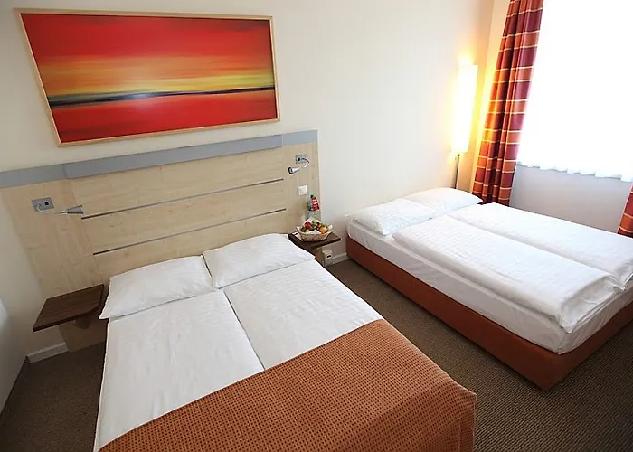 Hotel Vienna House Easy By Wyndham 3*