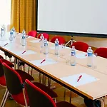 Vienna House Easy By Wyndham 3*