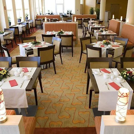 Vienna House Easy By Wyndham Hotel 3*